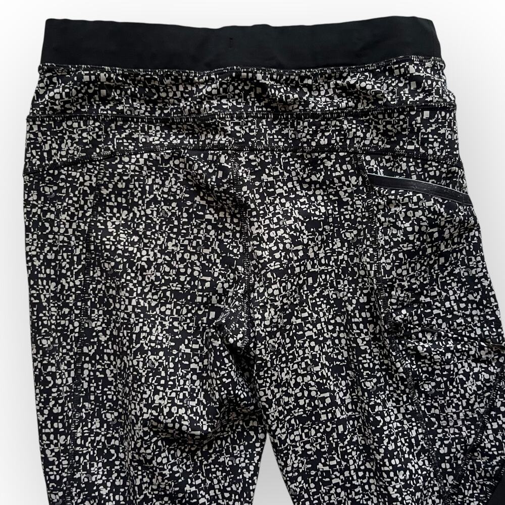 Lole Women's Black & Gray Geometric Sheer Side Activewear 7/8 Leggings Size S - Picture 9 of 13